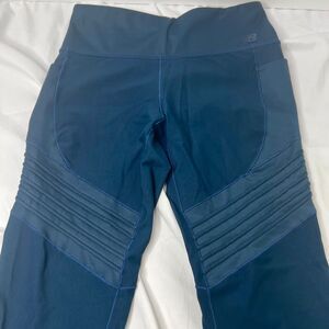 New Balance Blue 24” Leggings Wonderful Design With Side Pocket’s Women’s Size S